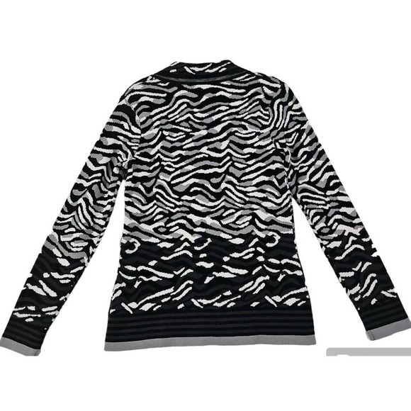 Isaac Mizrahi Live ~Woman Size S~ Black/White Animal Print Button Front Cardigan - Picture 3 of 9